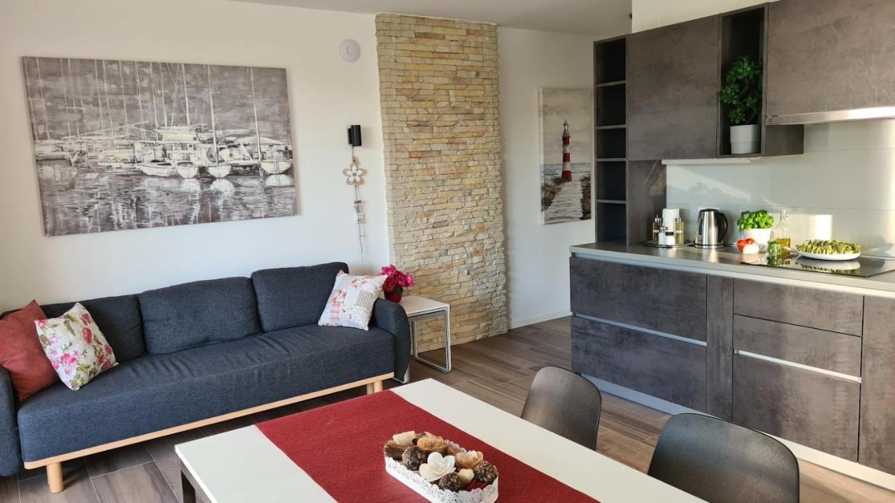 Primorka Oleander Apartment