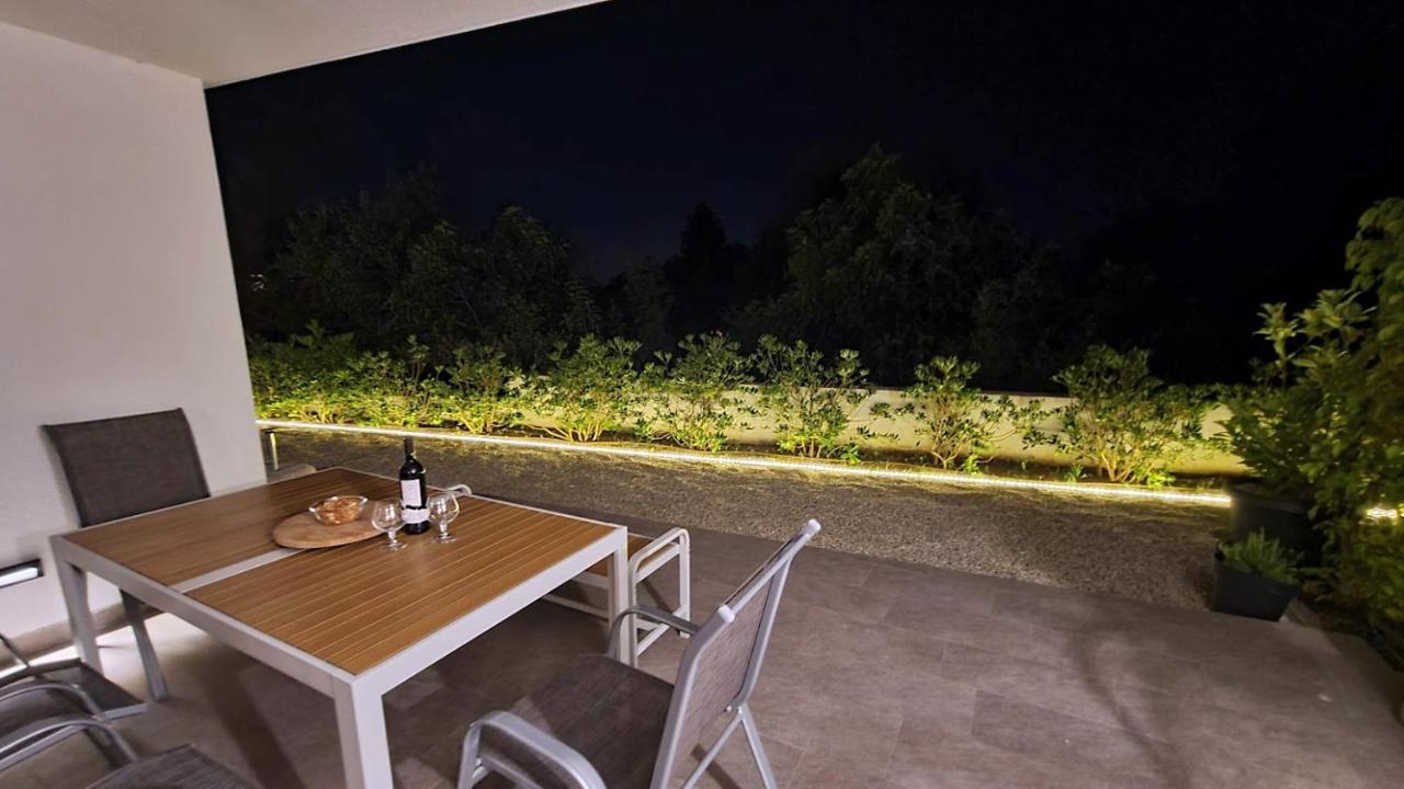 Primorka Oleander Apartment